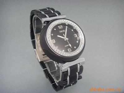 精工智造，商務典范 探索優質金屬皮帶石英商務表的魅力與選擇